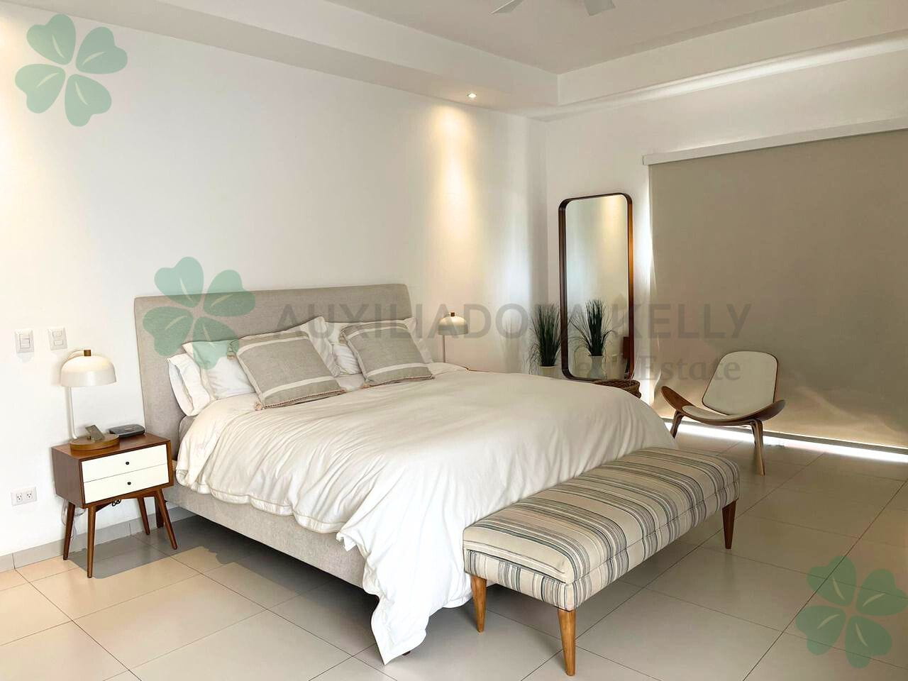 En venta o renta moderna casa en Mirador Santo Domingo