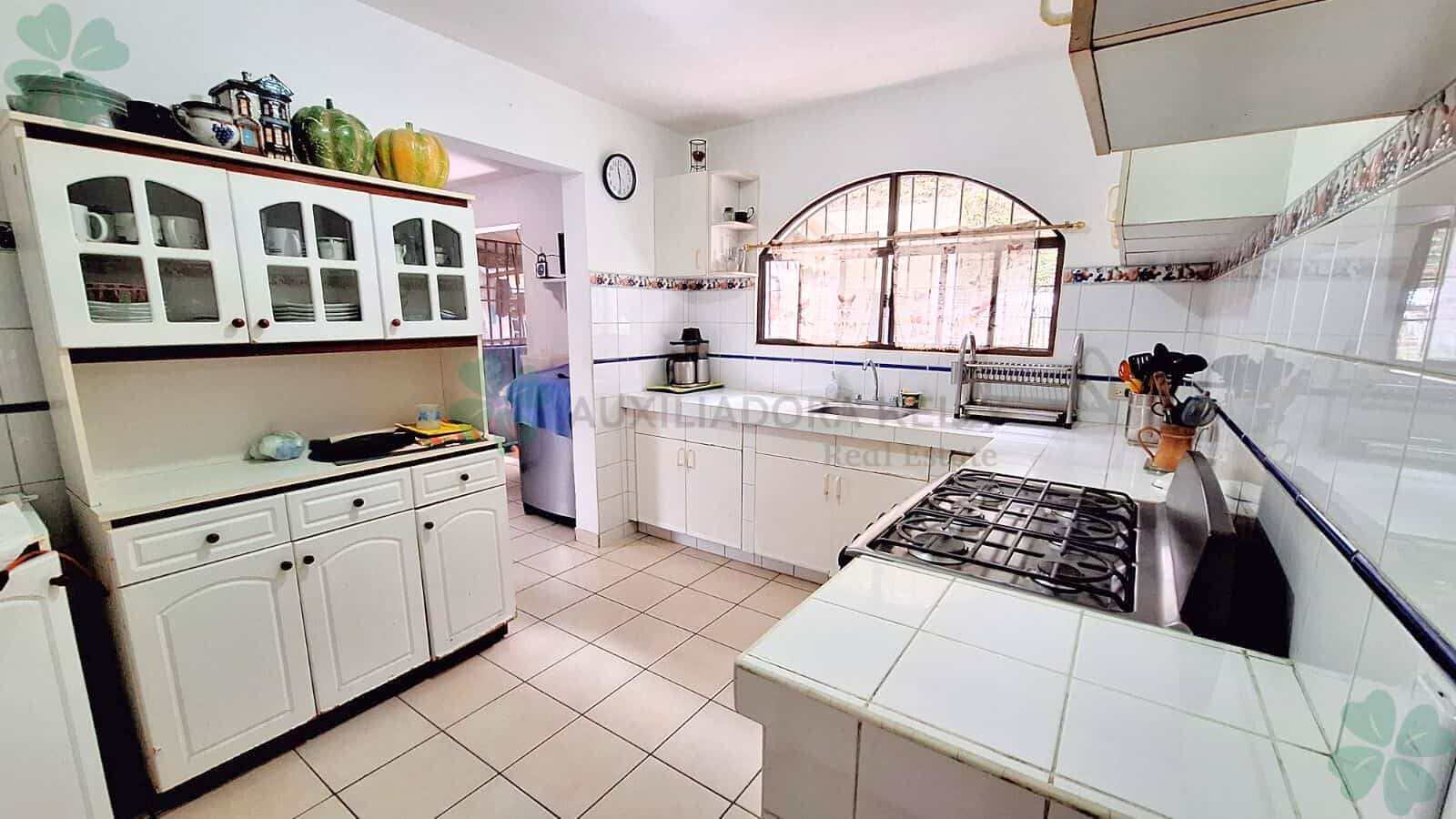 Bonita casa en venta en sector de Santo Domingo