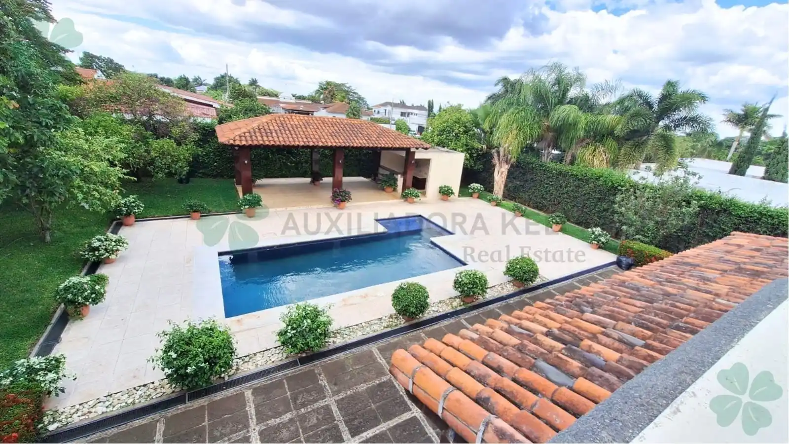 Linda casa en la Estancia de Santo Domingo