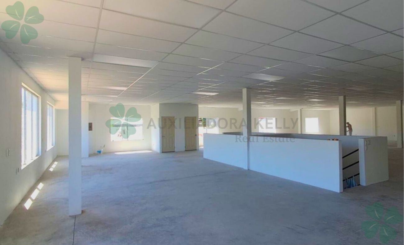 Edificio de oficinas sector Rest. La Marsellaise